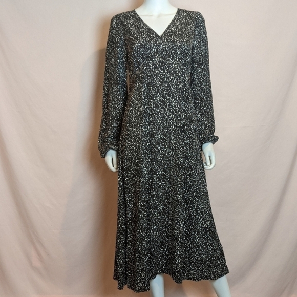 Missguided Black Dalmatian Print V Neck Smock Dress size 0 - Picture 1 of 8